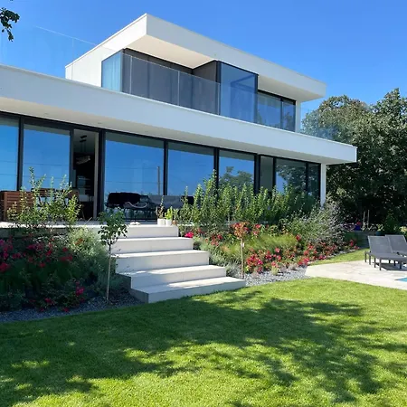 Kisfaludy Villa Balatonalmadi