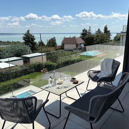 Kisfaludy Willa Balatonalmádi